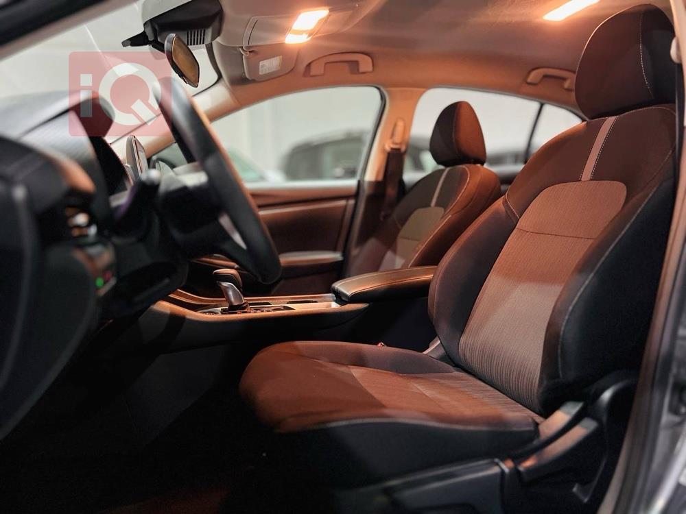 نيسان سنترا